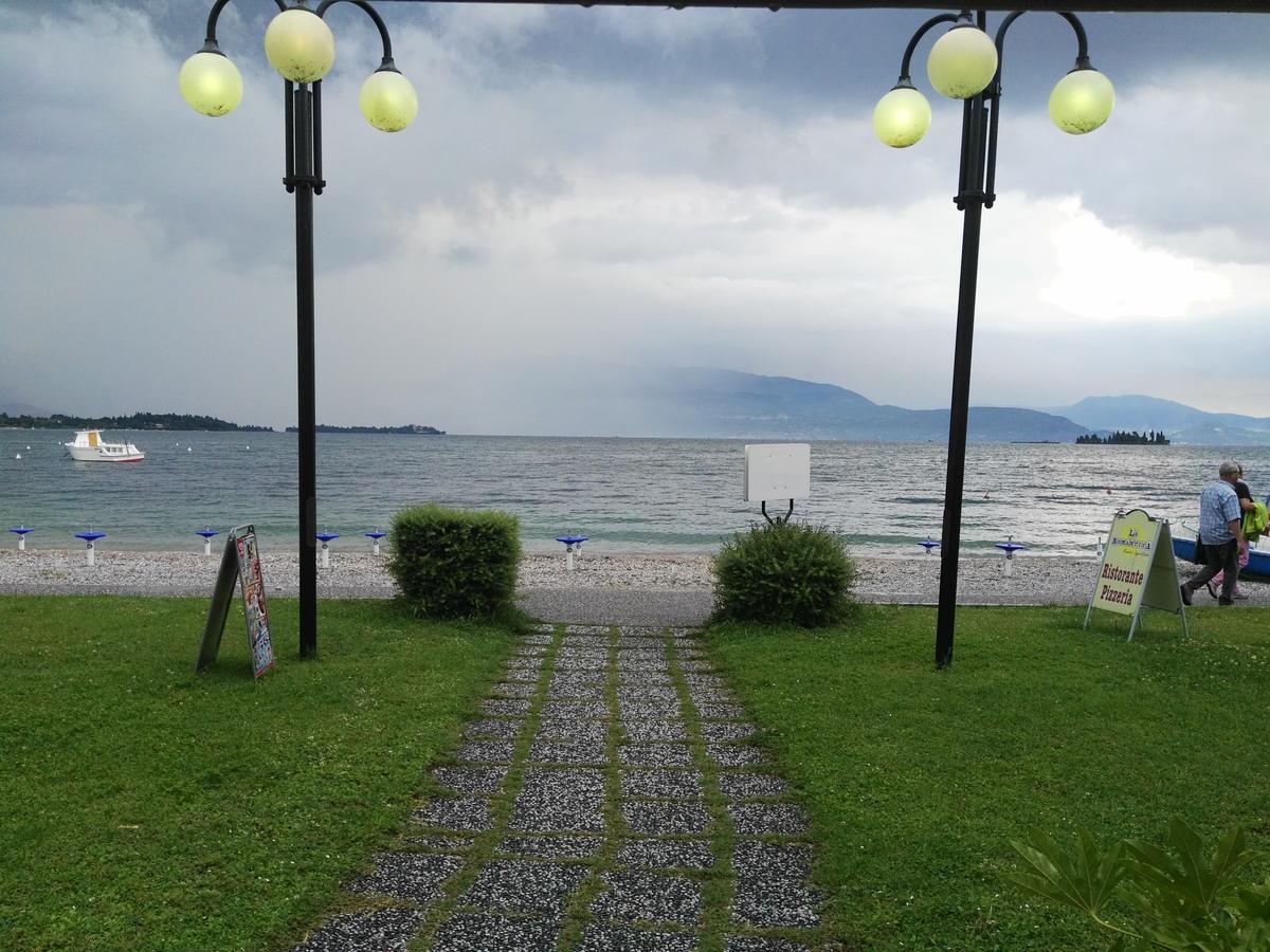 Hotel La Romantica Manerba del Garda Exteriör bild