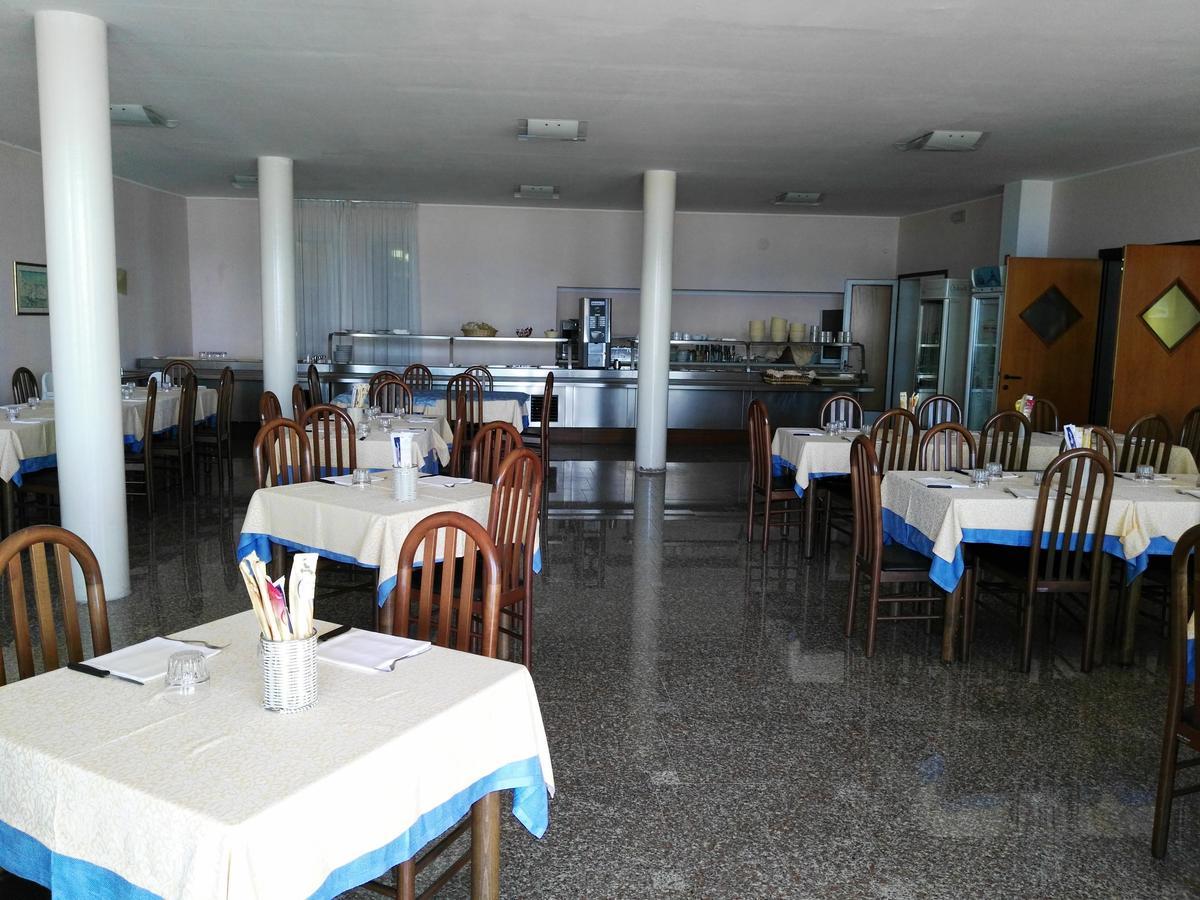 Hotel La Romantica Manerba del Garda Exteriör bild