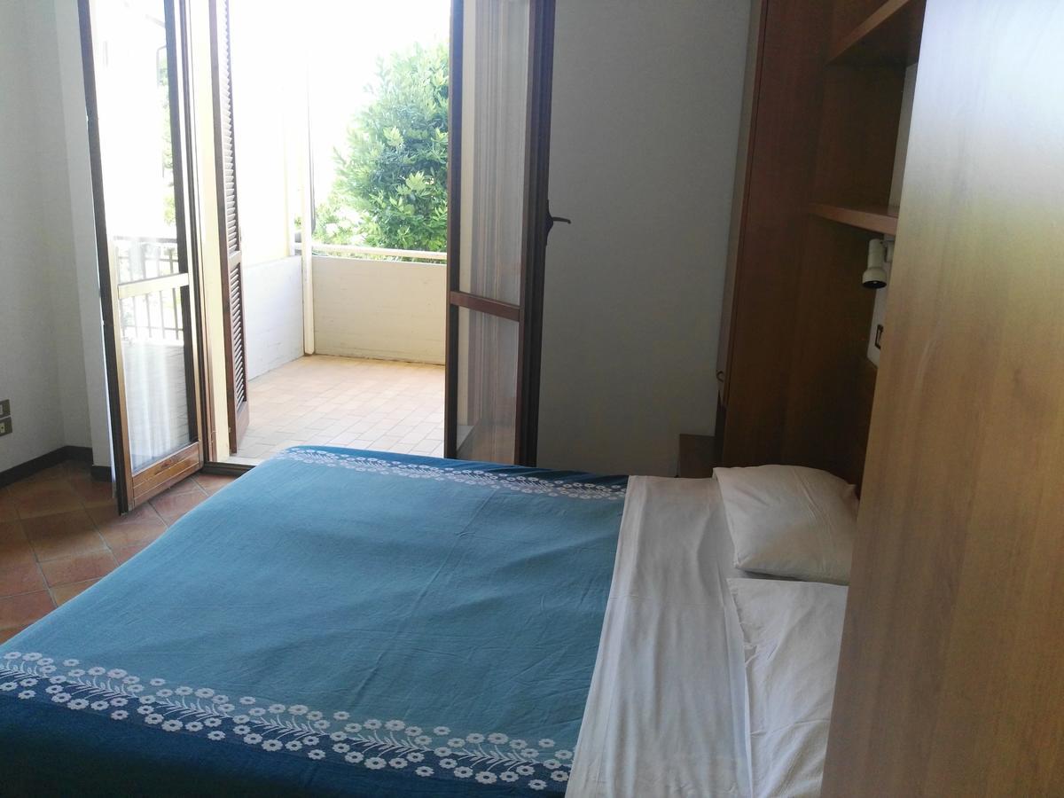 Hotel La Romantica Manerba del Garda Exteriör bild